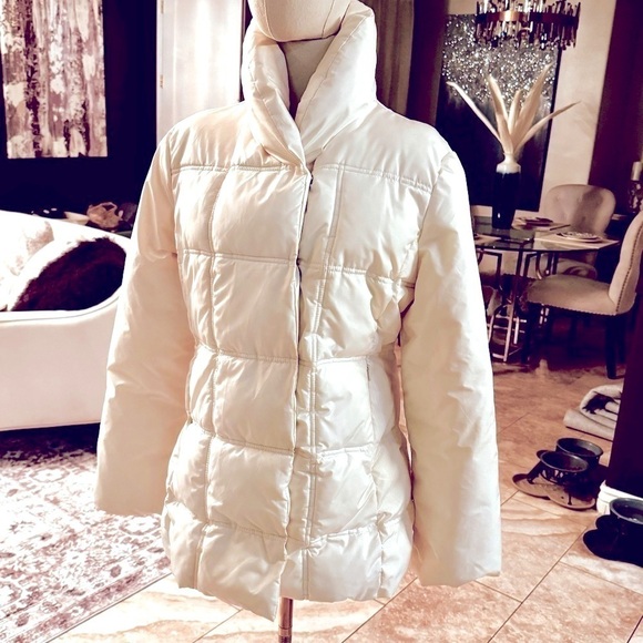 Steve Madden Small Winter White Puffer Jacket - Picture 5 of 17